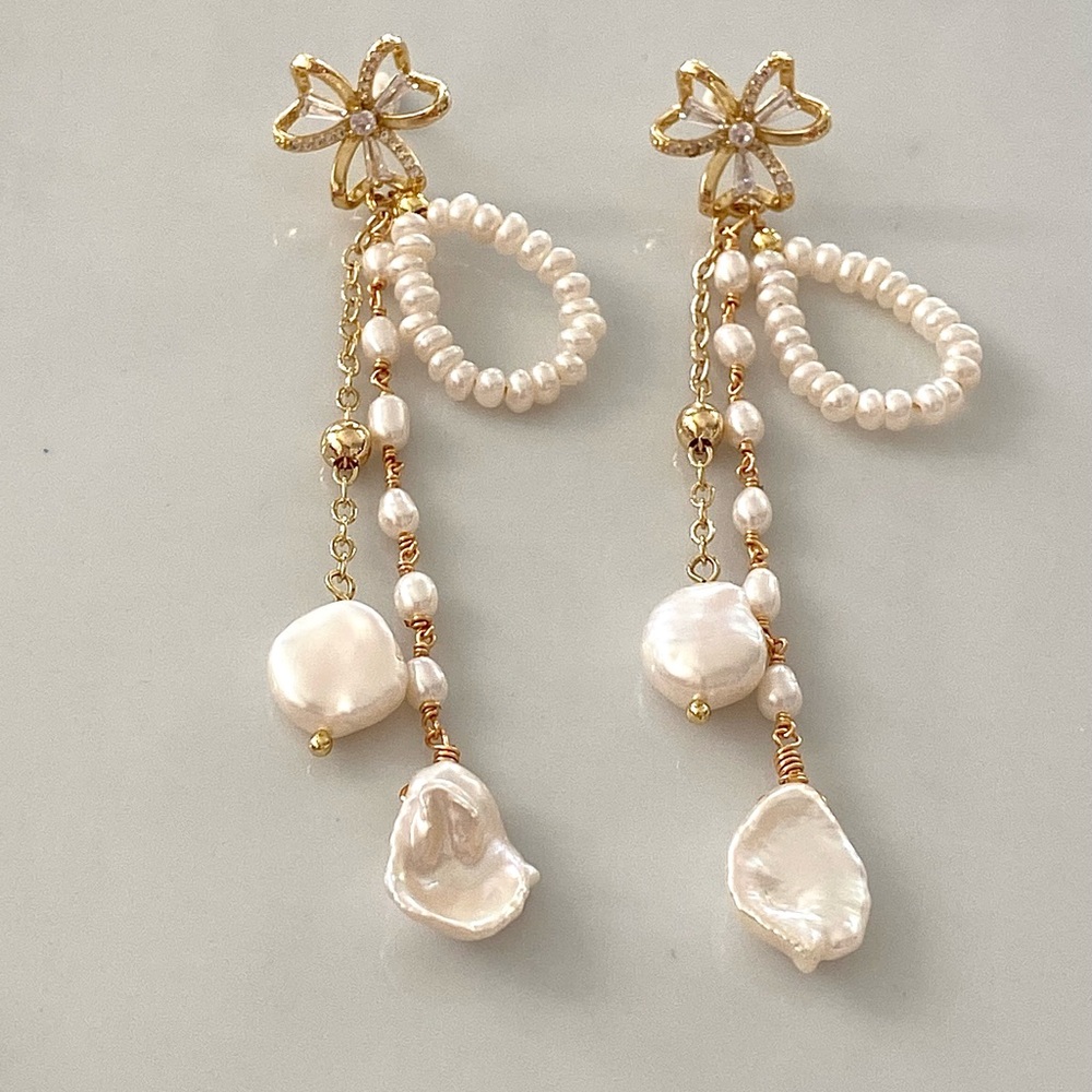 E20-Handmade High Luster Baby Pearl &Keshi Pearl Dangle Freshwater Pearl Earring - Picture 6 of 6